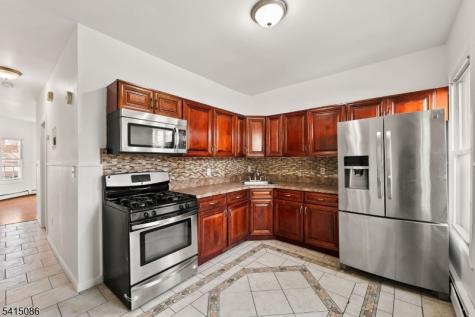 190 N 1st Street Paterson NJ 07522