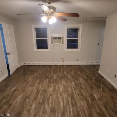 69 Riverside Drive Oakland NJ 07436