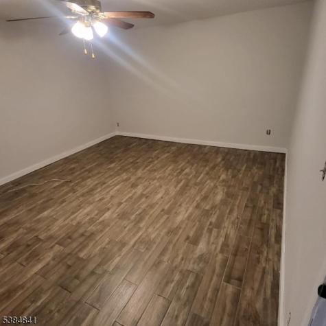 69 Riverside Drive Oakland NJ 07436