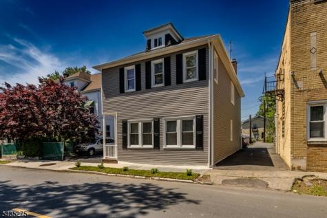 221 N Park Street East Orange NJ 07017