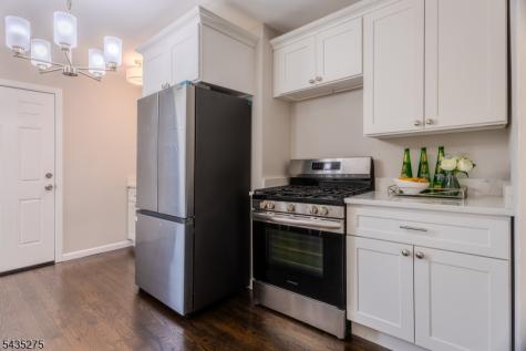 221 N Park Street East Orange NJ 07017