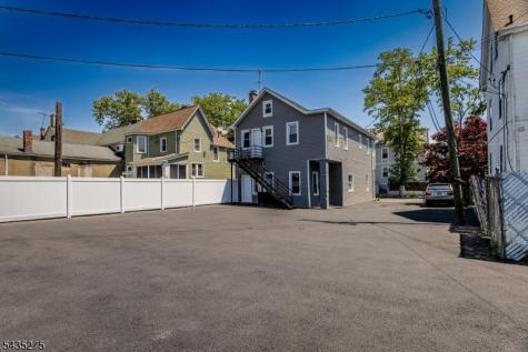 221 N Park Street East Orange NJ 07017
