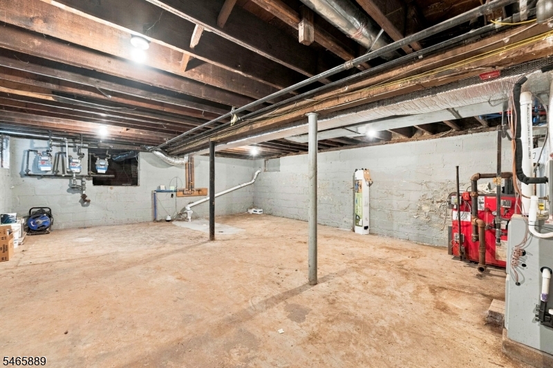 299 Renner Avenue Newark NJ 07112