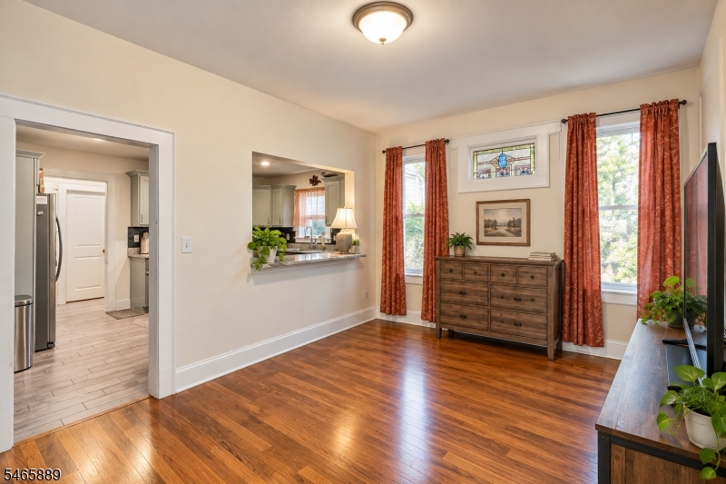 299 Renner Avenue Newark NJ 07112
