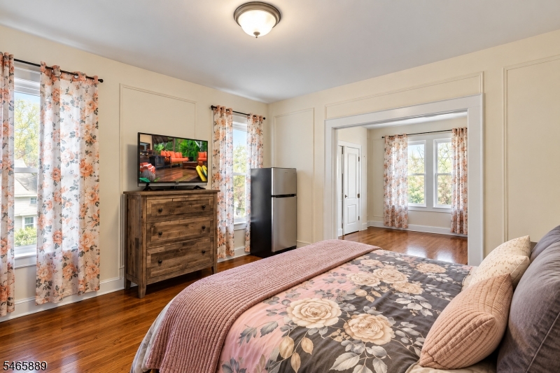 299 Renner Avenue Newark NJ 07112