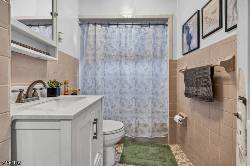 334 Trenton Avenue Paterson NJ 07503