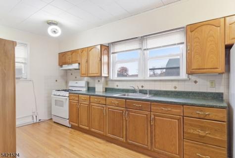 375 Westervelt Place Lodi NJ 07644