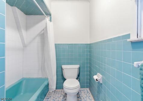 375 Westervelt Place Lodi NJ 07644