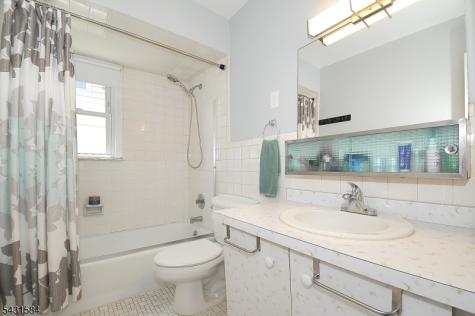 314 Kennedy Drive Linden NJ 07036