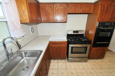 314 Kennedy Drive Linden NJ 07036