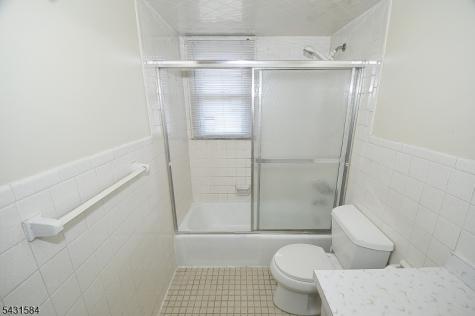 314 Kennedy Drive Linden NJ 07036