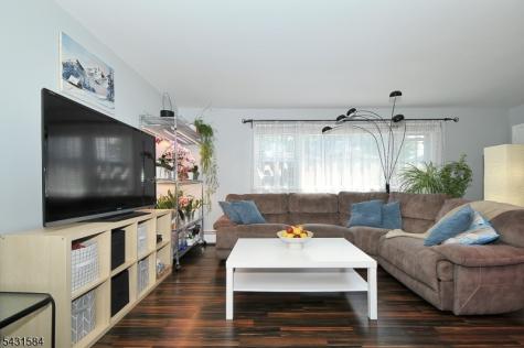 314 Kennedy Drive Linden NJ 07036