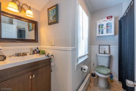 223 Main Street Newton NJ 07860
