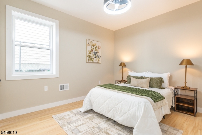 662 18TH Avenue Irvington NJ 07111