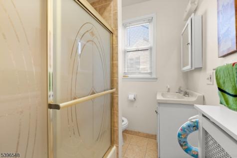 91 Headley Terrace Irvington NJ 07111