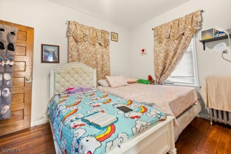 91 Headley Terrace Irvington NJ 07111
