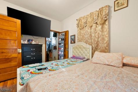 91 Headley Terrace Irvington NJ 07111