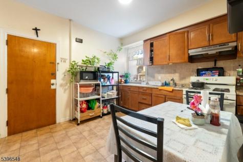 91 Headley Terrace Irvington NJ 07111