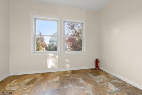 91 Headley Terrace Irvington NJ 07111