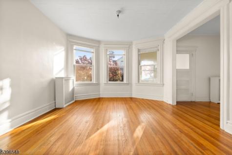 91 Headley Terrace Irvington NJ 07111