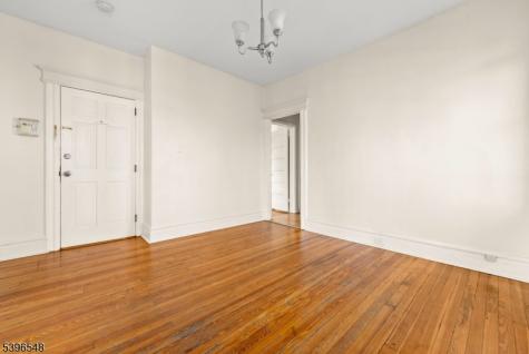 91 Headley Terrace Irvington NJ 07111