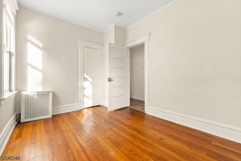 91 Headley Terrace Irvington NJ 07111