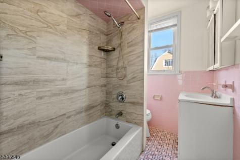 91 Headley Terrace Irvington NJ 07111
