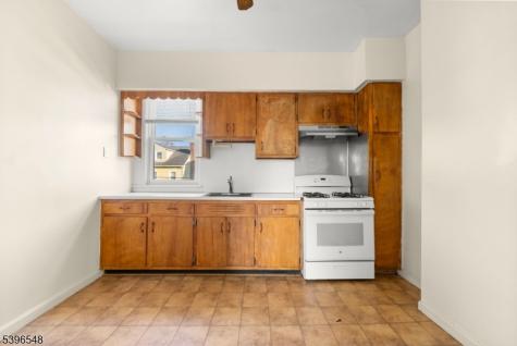 91 Headley Terrace Irvington NJ 07111