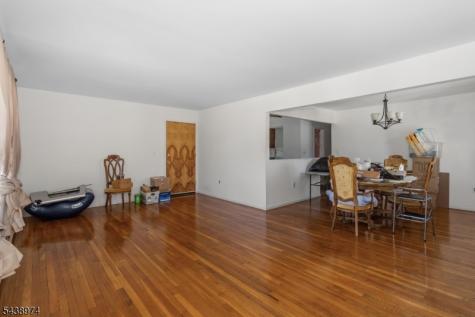 164 Page Street Elmwood Park NJ 07407