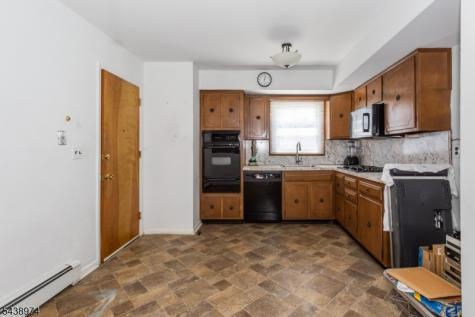 164 Page Street Elmwood Park NJ 07407