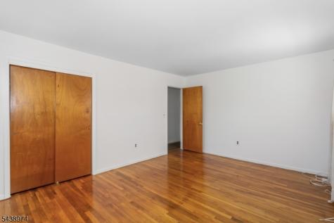 164 Page Street Elmwood Park NJ 07407