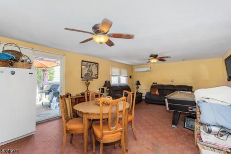 164 Page Street Elmwood Park NJ 07407