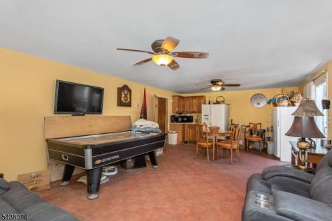 164 Page Street Elmwood Park NJ 07407