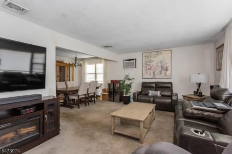 164 Page Street Elmwood Park NJ 07407