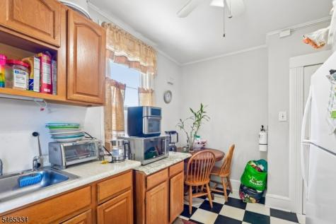 13 Park Place Verona NJ 07044
