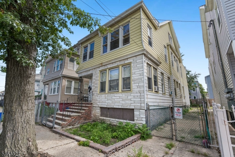 130 Isabella Avenue Newark NJ 07106