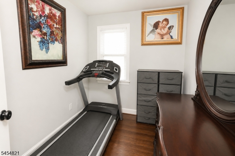 32 New Street Belleville NJ 07109