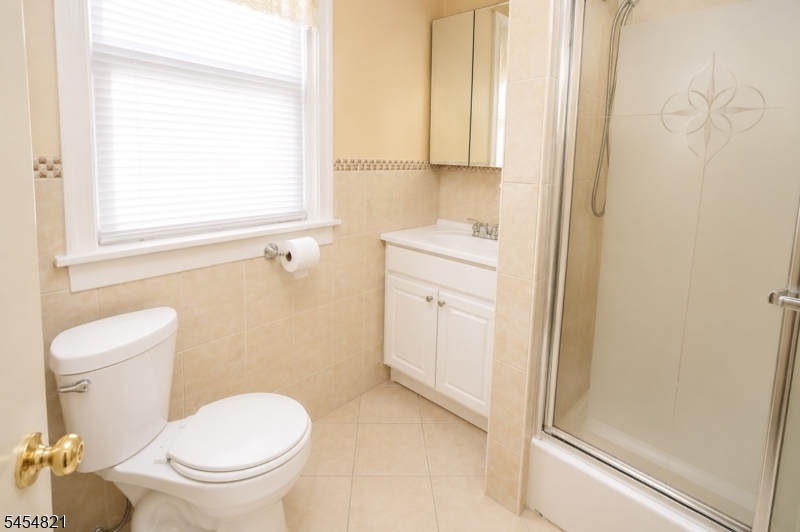 32 New Street Belleville NJ 07109