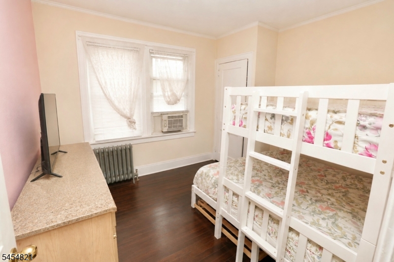 32 New Street Belleville NJ 07109