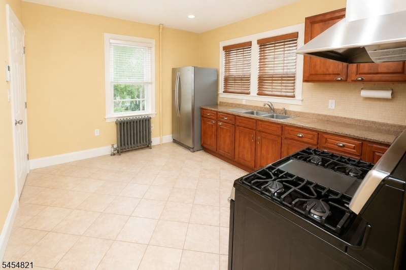 32 New Street Belleville NJ 07109