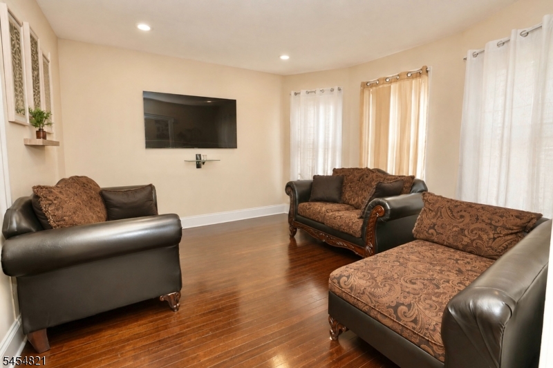 32 New Street Belleville NJ 07109