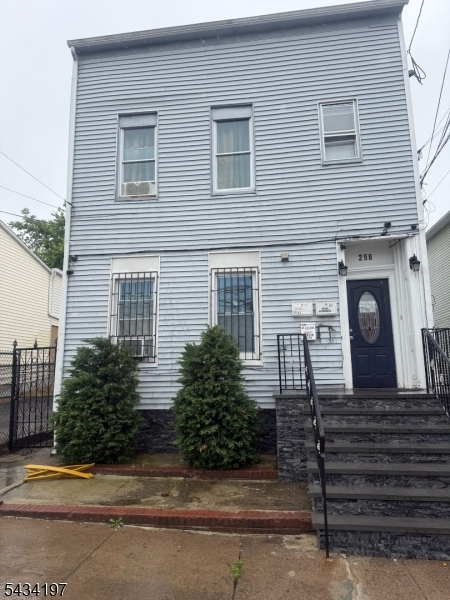 256 Van Houten Street Paterson NJ 07501