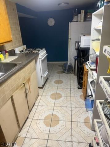 256 Van Houten Street Paterson NJ 07501