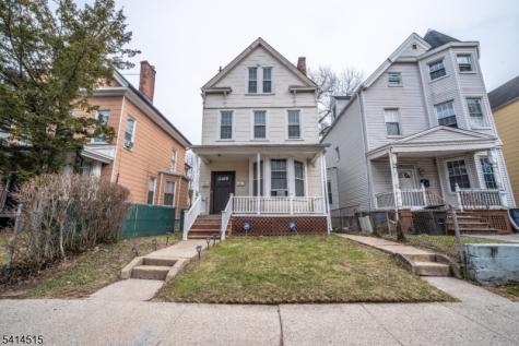 108 Hollywood Avenue East Orange NJ 07018