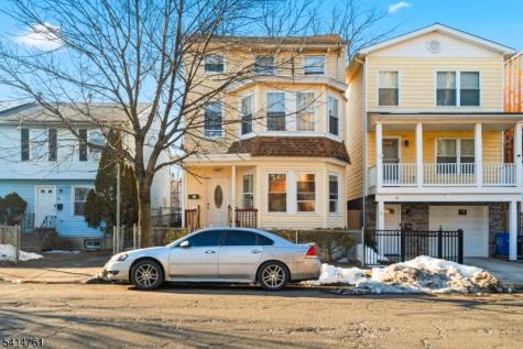 61 Holsman Street Paterson NJ 07522