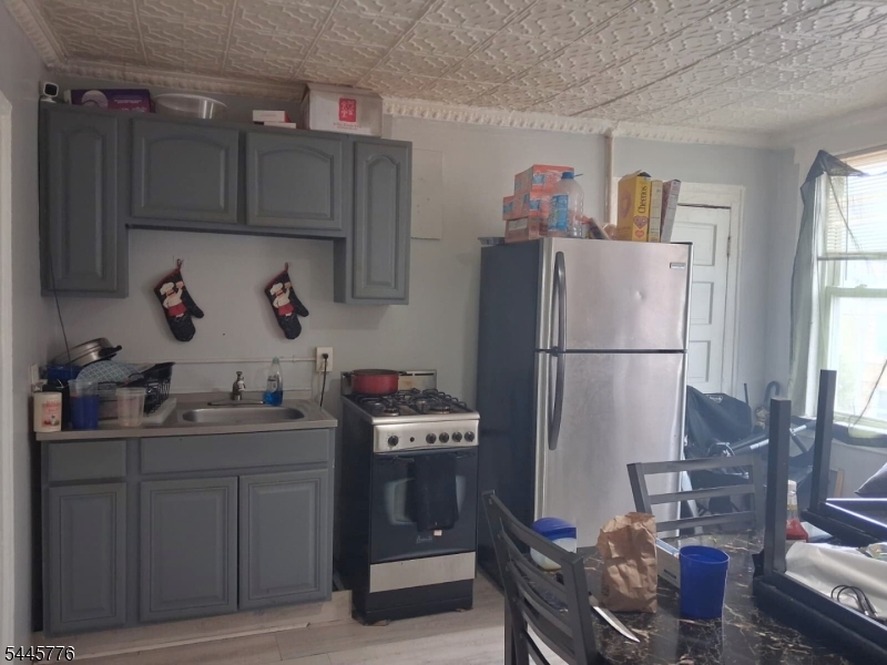 176 Beech Street Paterson NJ 07501