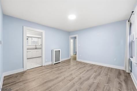 28 Monticello Avenue Newark NJ 07106