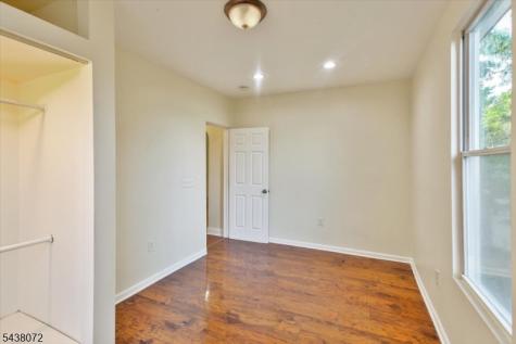 34 Hedden Terrace Newark NJ 07108