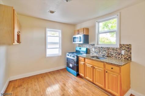 34 Hedden Terrace Newark NJ 07108