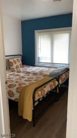 5 Park Square Lopatcong NJ 08865